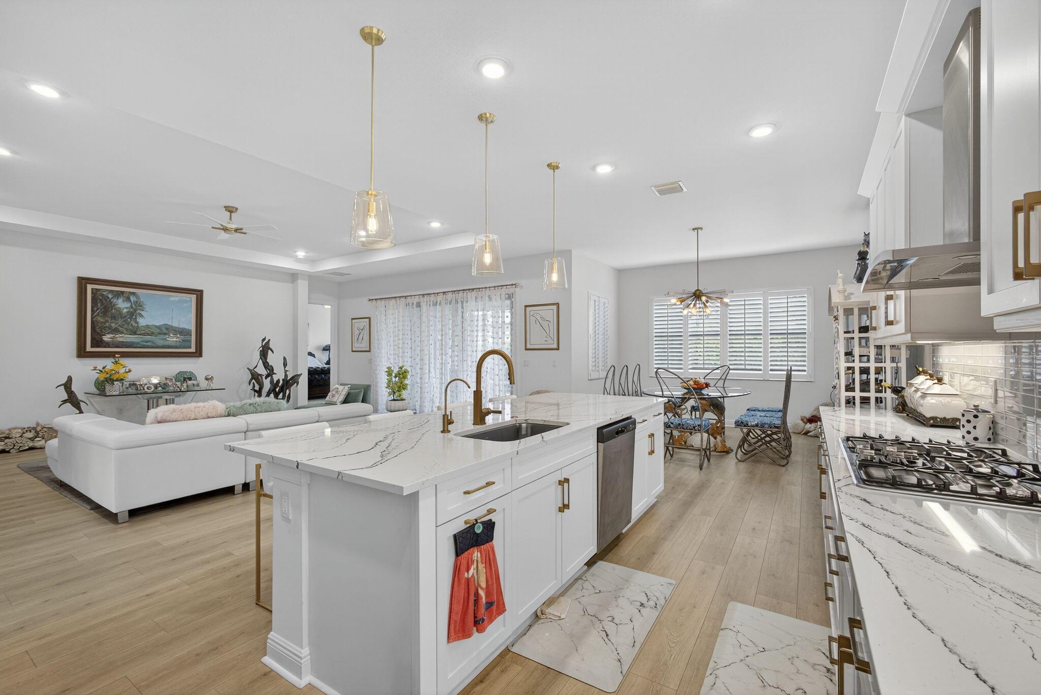 CRESSWIND PALM BEACH - Residential