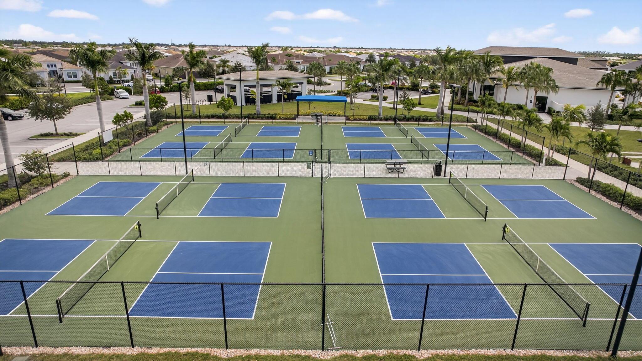 CRESSWIND PALM BEACH - Residential