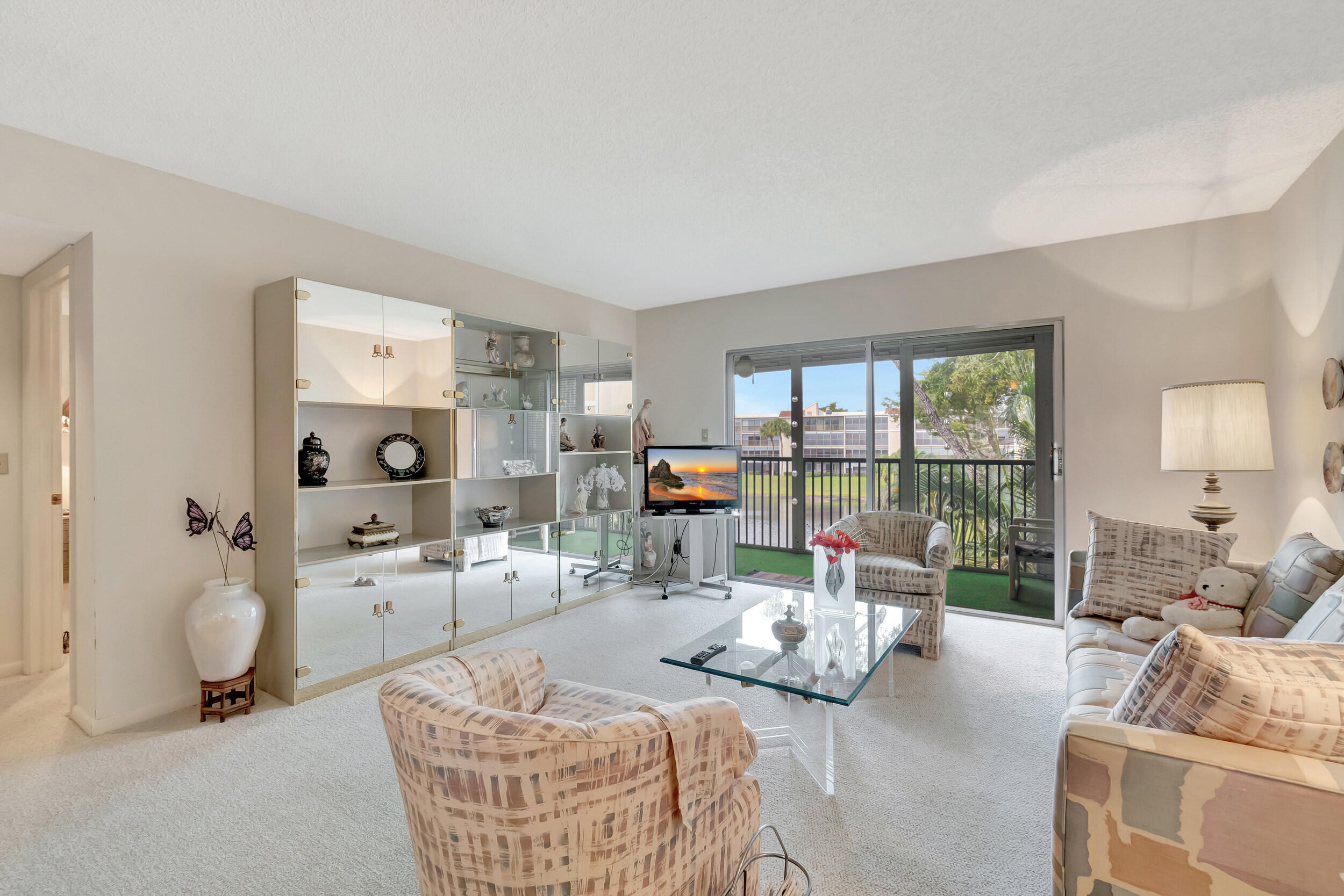 HUNTINGTON LAKES - Residential