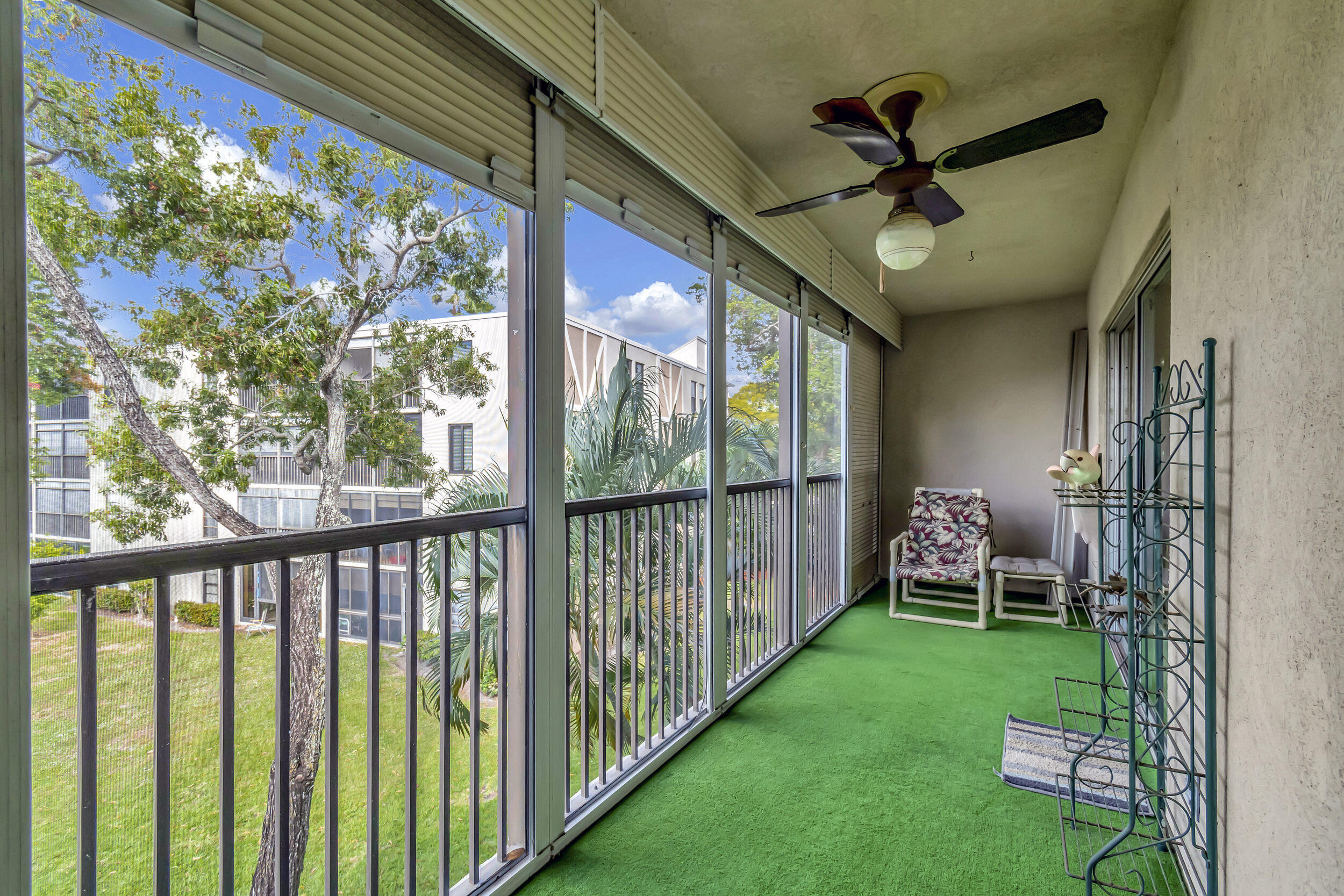 HUNTINGTON LAKES - Residential