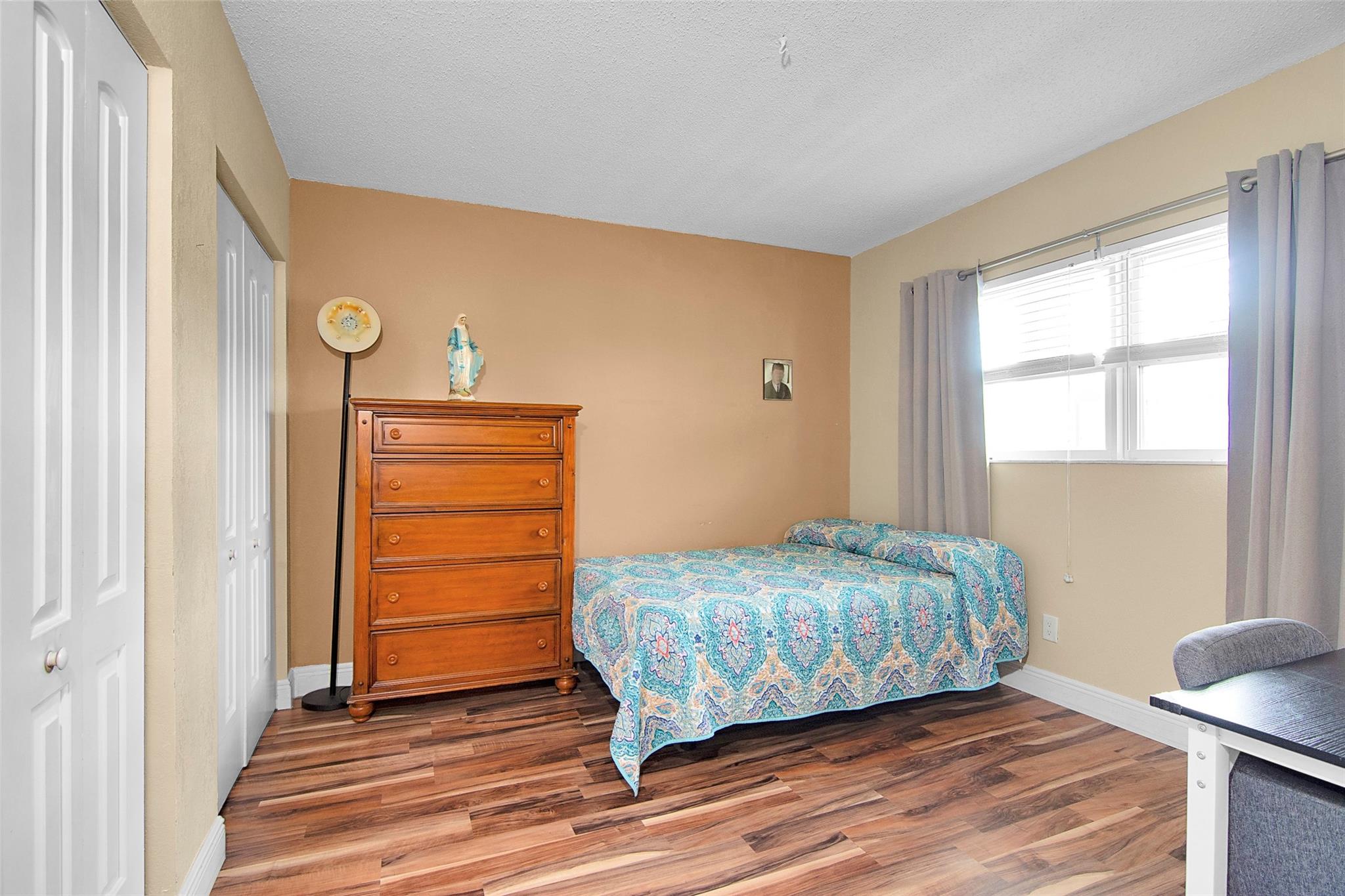 ORIOLE GOLF & TENNIS CLUB - Residential