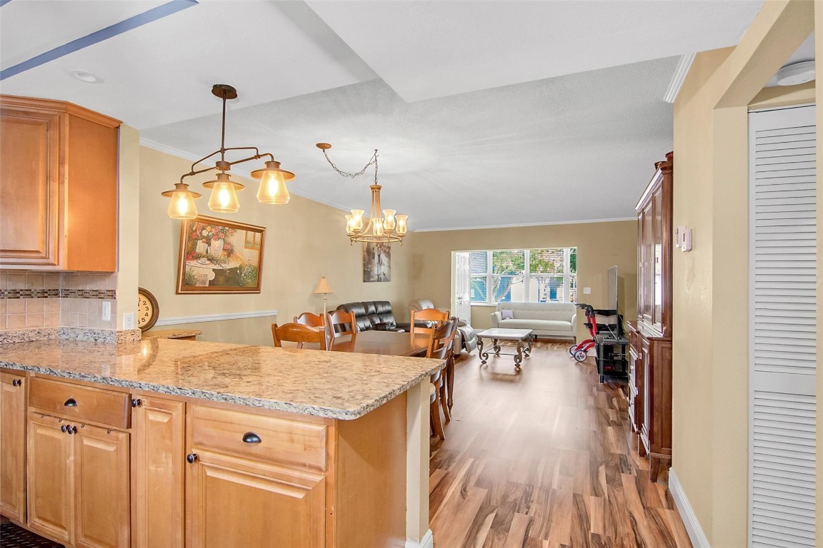 ORIOLE GOLF & TENNIS CLUB - Residential