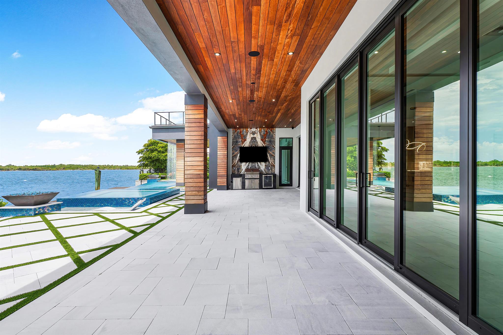 PALM BEACH LAKE WORTH EST - Residential