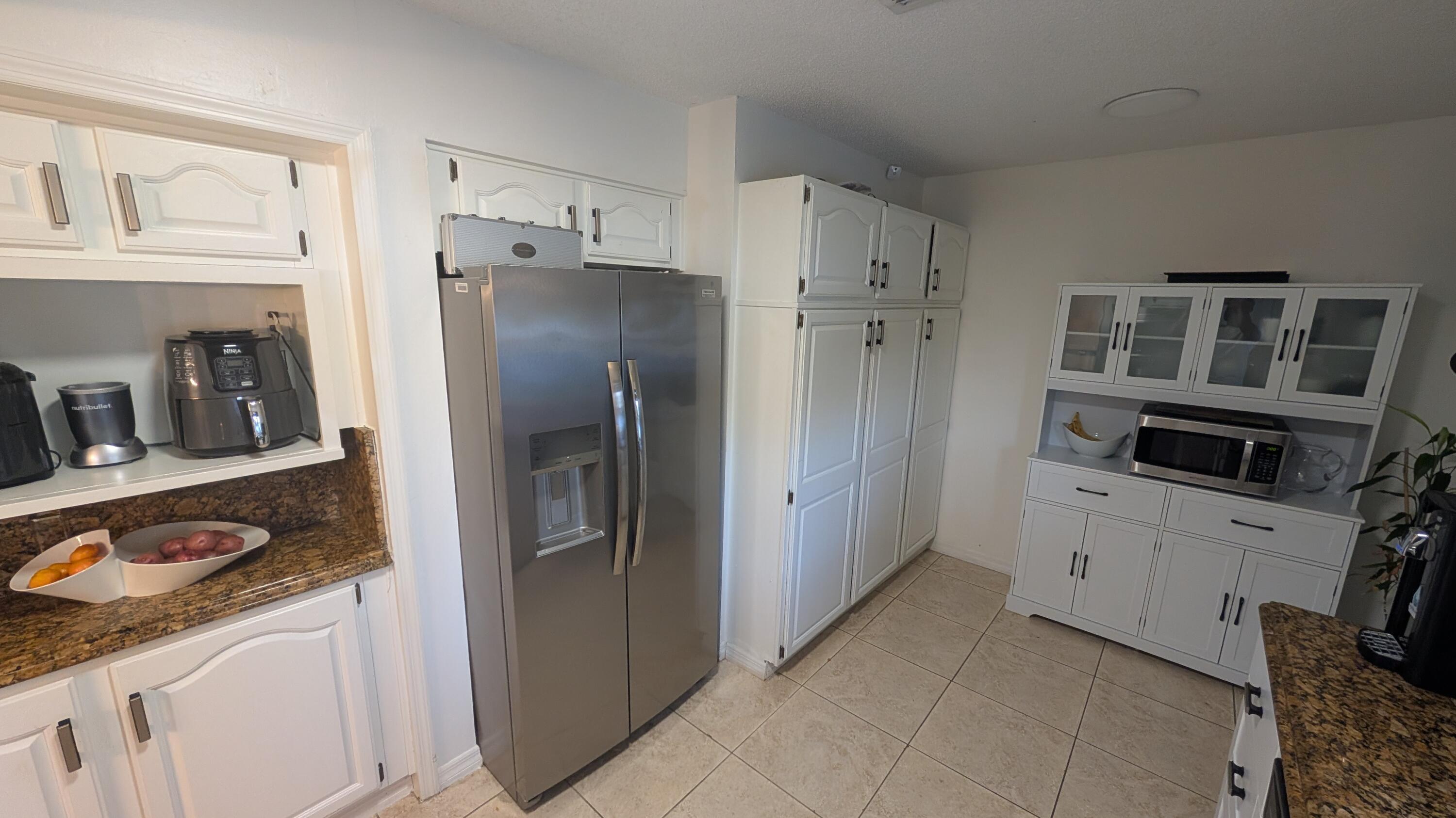 SUNRISE GOLF VILLAGE SEC 24 - Residential Lease