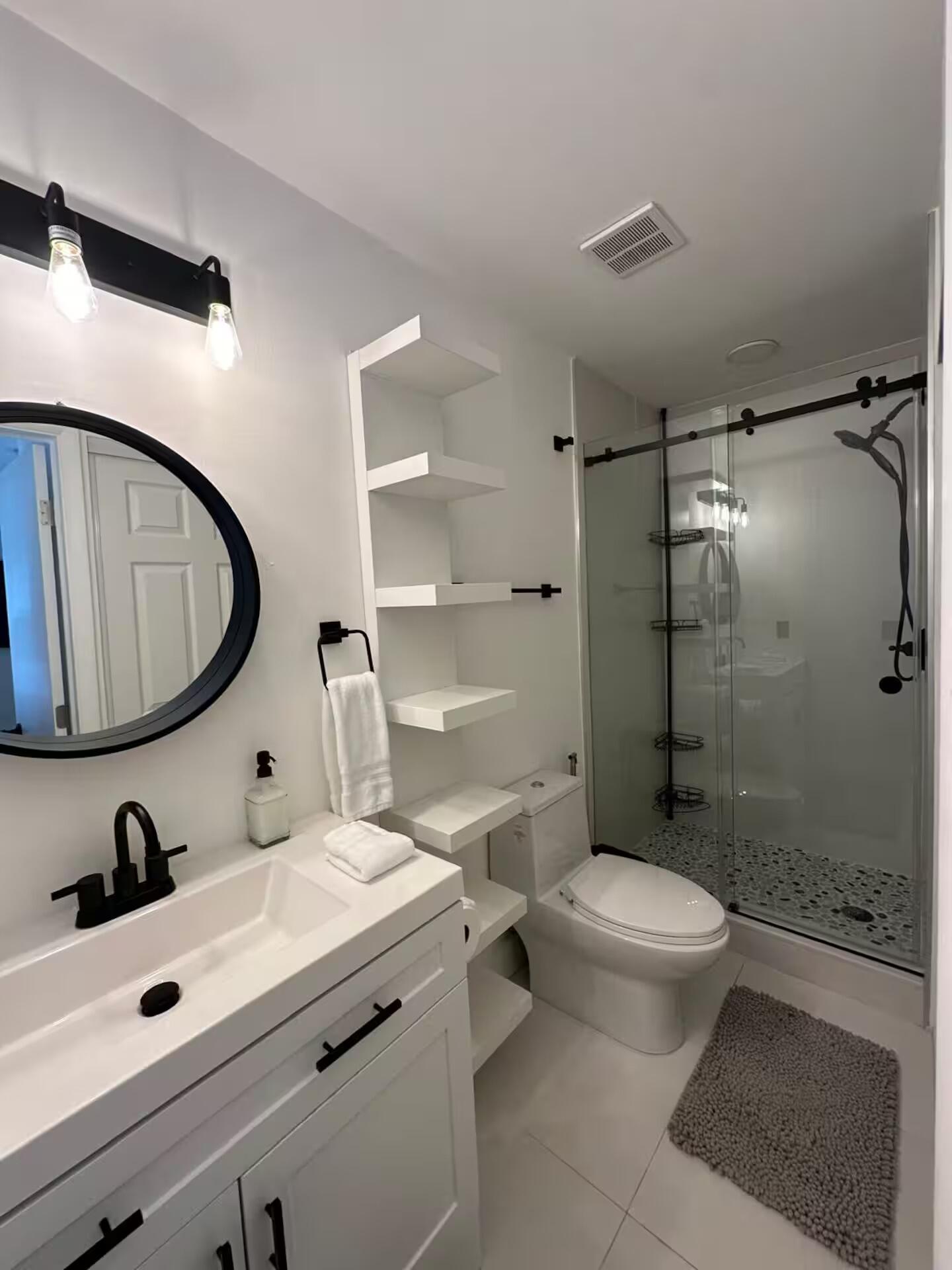 SUNRISE GOLF VILLAGE SEC 24 - Residential Lease