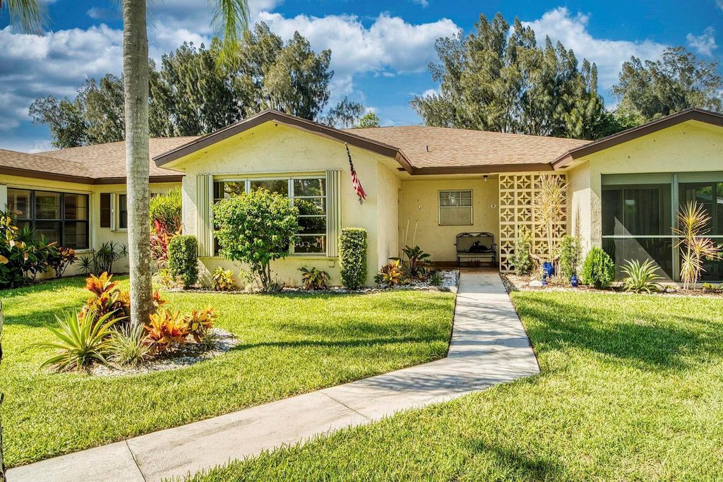 Photo of 13950 Nesting Way #C, Delray Beach, FL 33484 (MLS # R11116616)