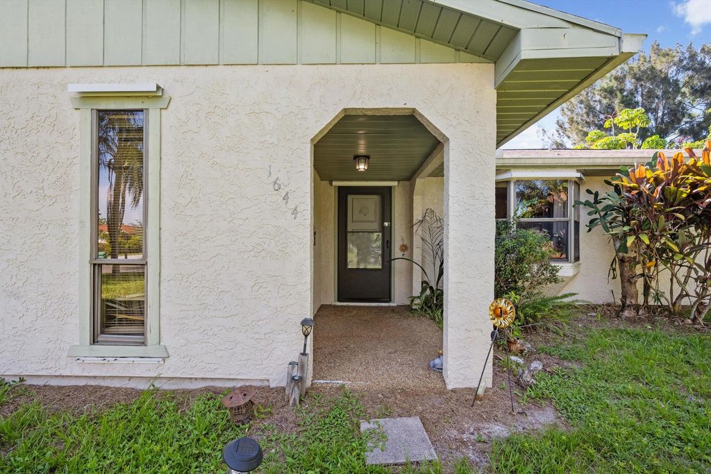 Photo of 1644 SE Haverford Street, Port Saint Lucie, FL 34983 (MLS # R11112884)