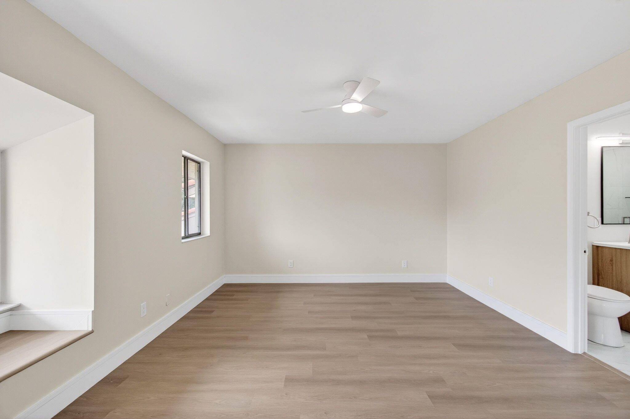 MEADOW KNOLL TOWNHOMES - Residential