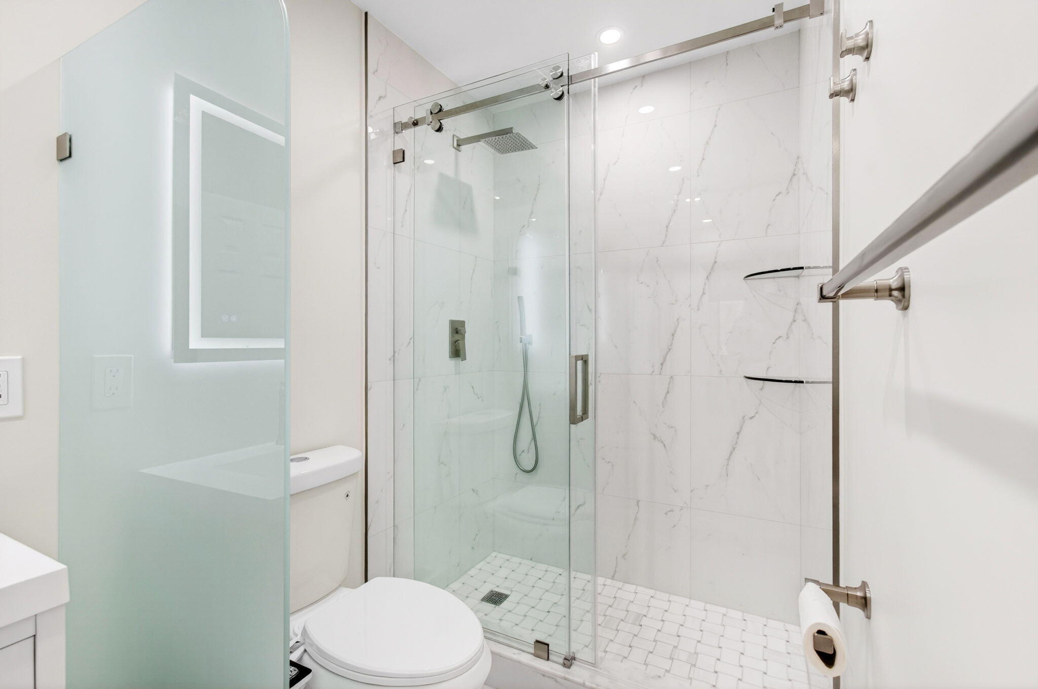 MEADOW KNOLL TOWNHOMES - Residential