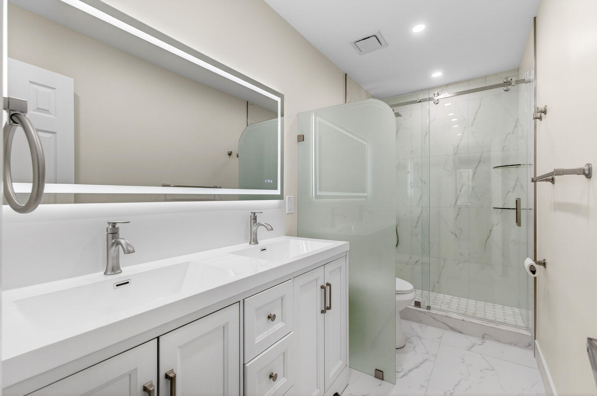 MEADOW KNOLL TOWNHOMES - Residential