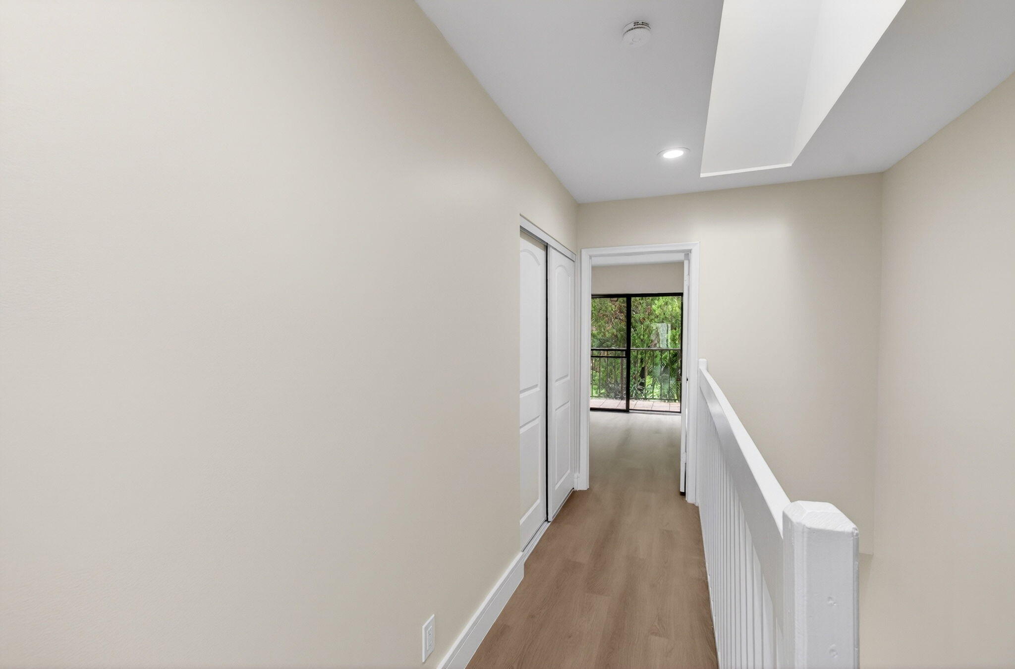 MEADOW KNOLL TOWNHOMES - Residential
