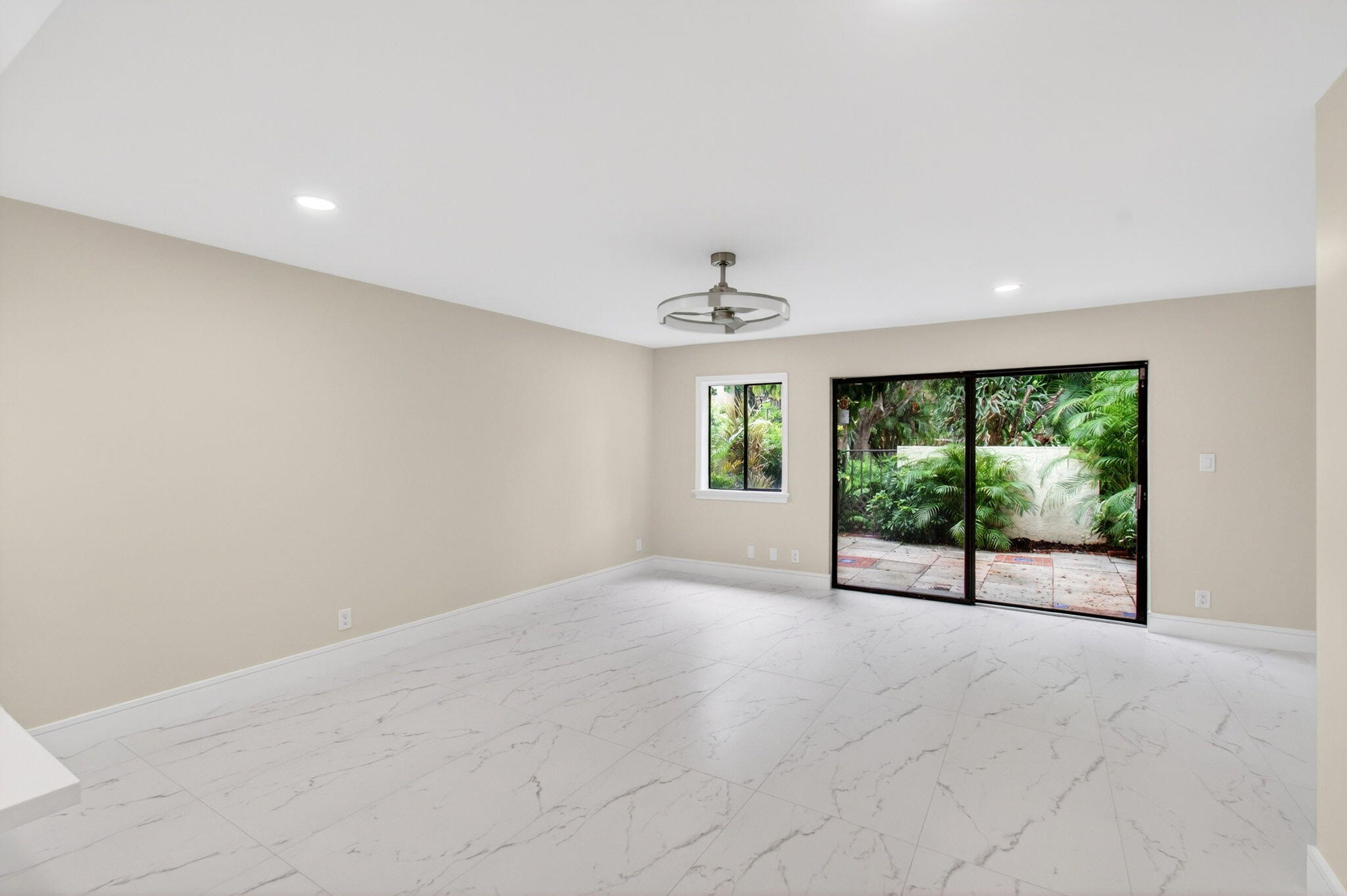 MEADOW KNOLL TOWNHOMES - Residential