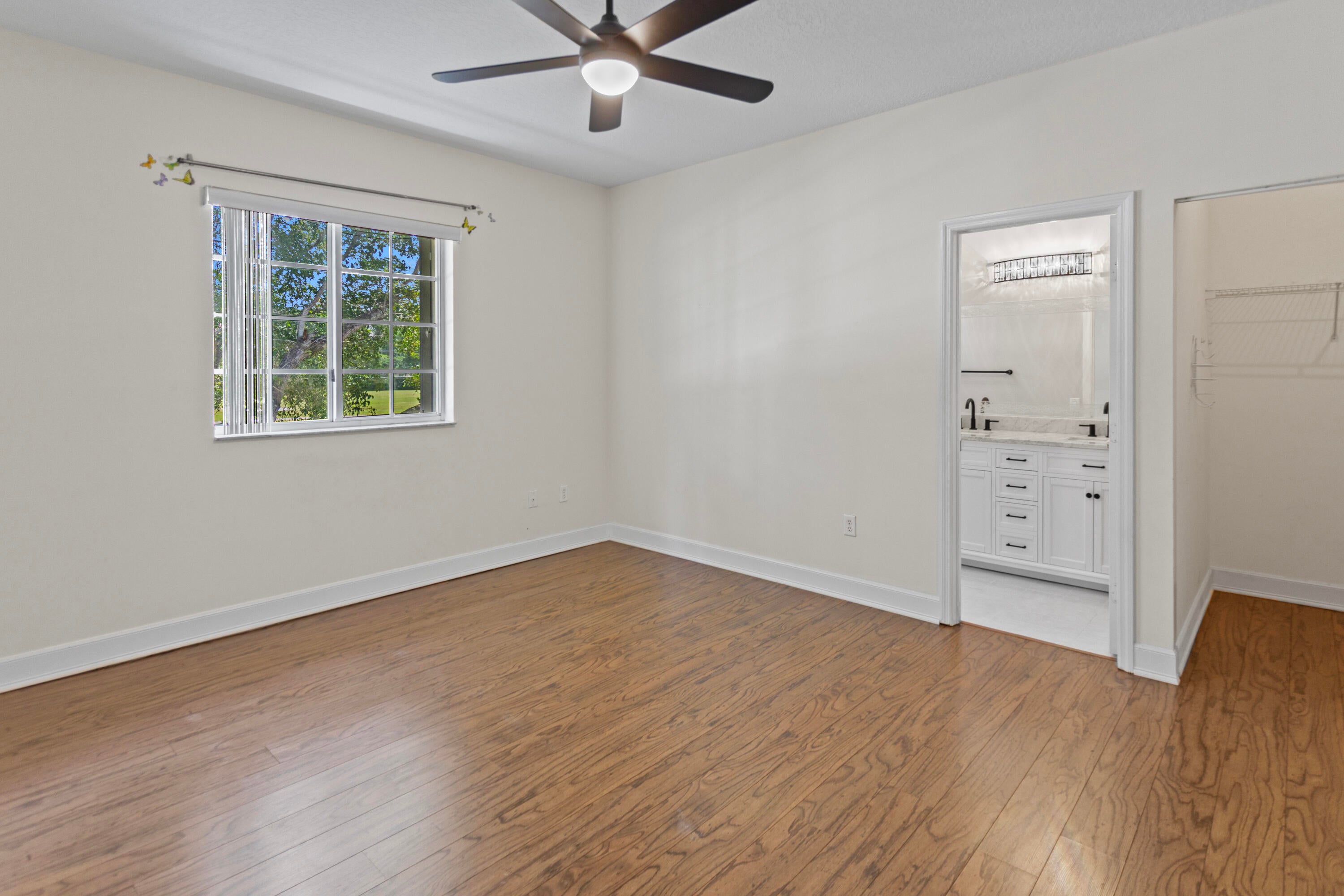 1216 NW 100TH Avenue