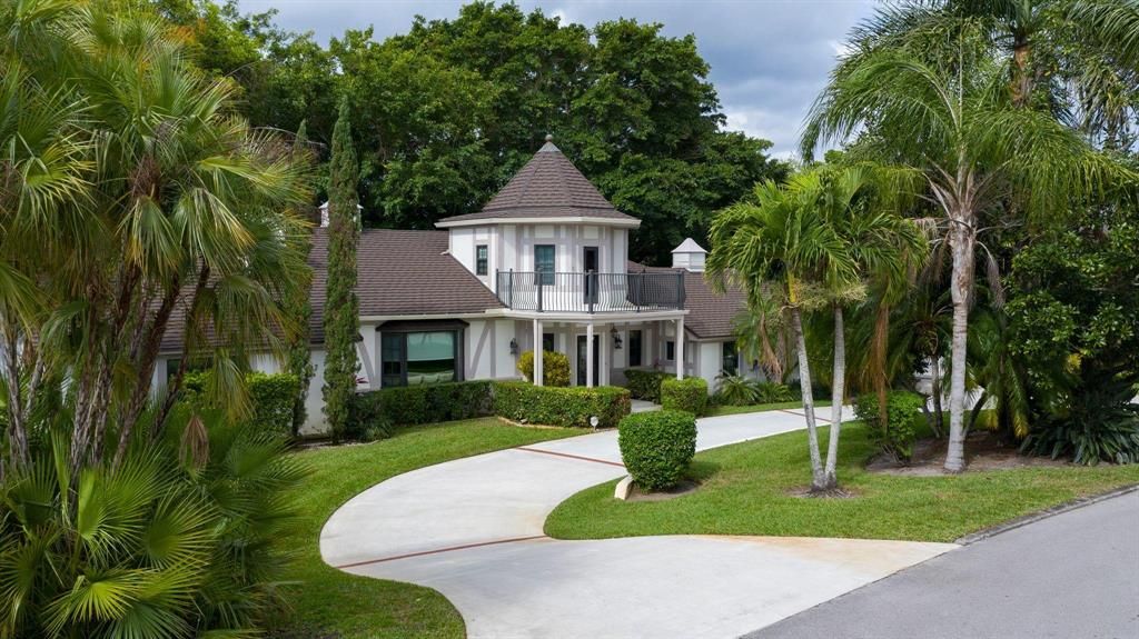 Photo of 650 SW Bittern Street, Palm City, FL 34990 (MLS # R10697508)