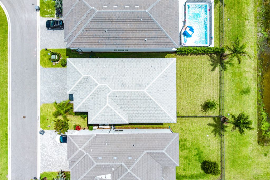 Photo of 20021 Hirono Lane, Boca Raton, FL 33434 (MLS # B26019231)