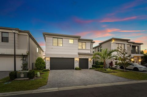 Tiny photo for 20021 Hirono Lane, Boca Raton, FL 33434 (MLS # B26019231)