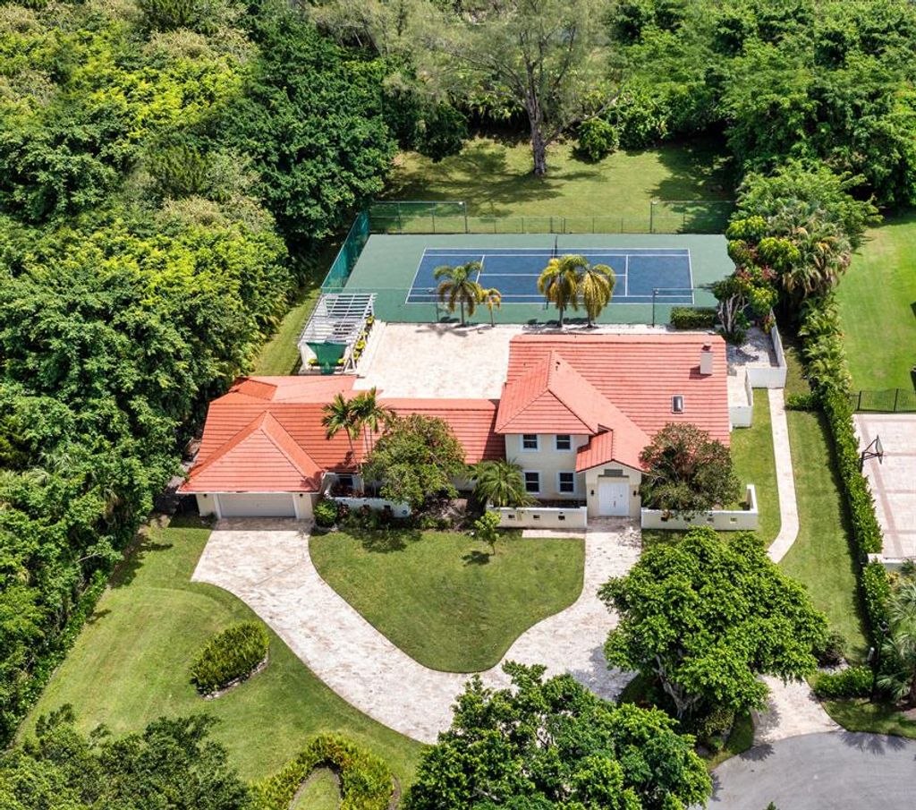 Photo of 8044 Twin Lake Drive, Boca Raton, FL 33496 (MLS # R10746281)