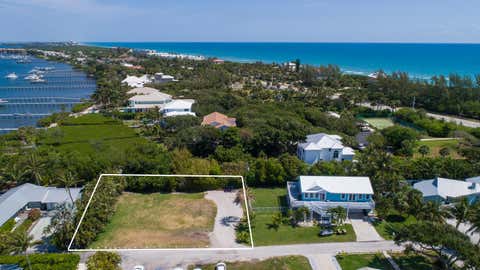 Photo of 5157 NE Shore Village Terrace, Hutchinson Island, FL 34996 (MLS # B26034944)