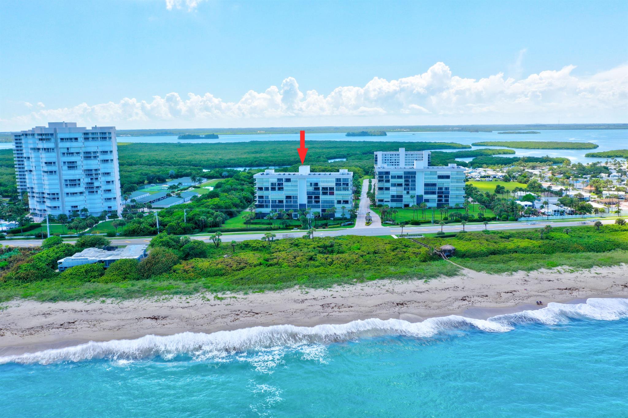 5055 N Highway A1a 102