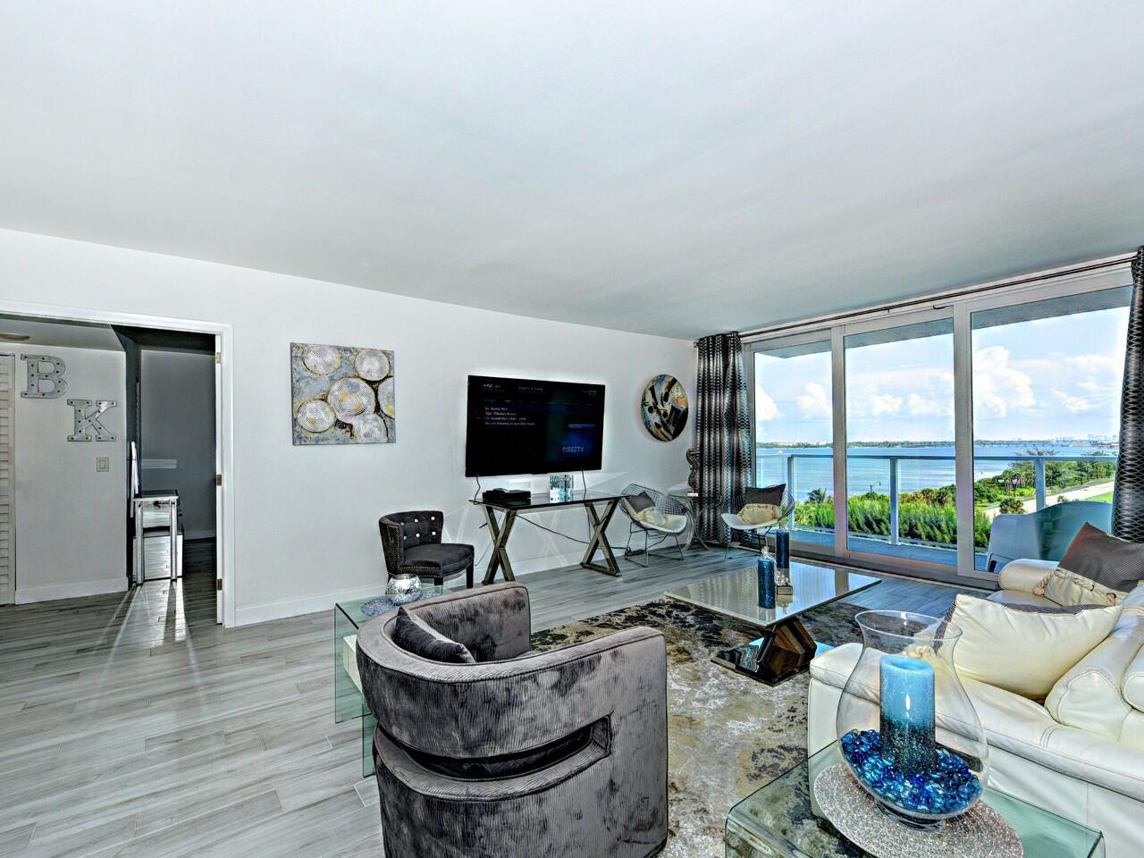 PATRICIAN OF PALM BEACH C - Residential Lease