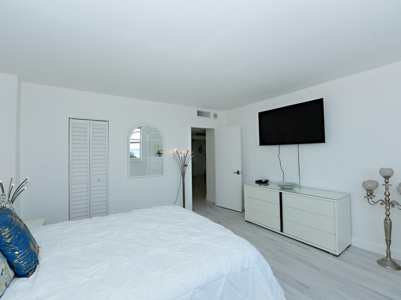 PATRICIAN OF PALM BEACH C - Residential Lease