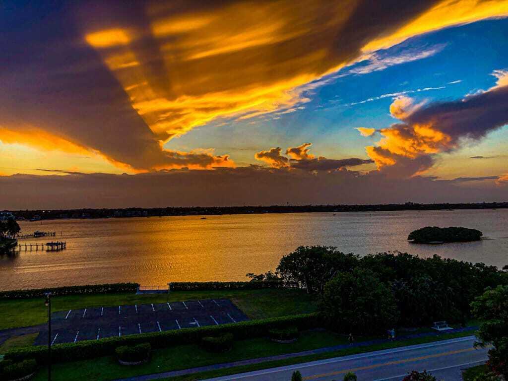 PATRICIAN OF PALM BEACH C - Residential Lease