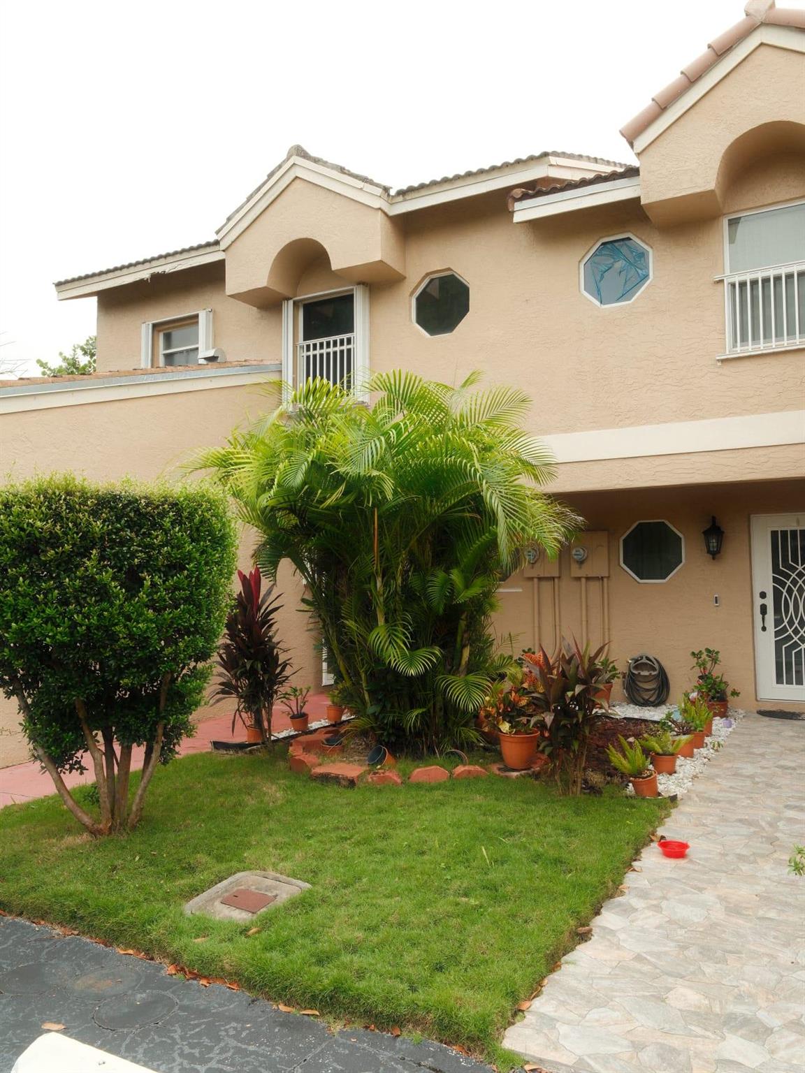 SPRINGTREE WEST COVE - Residential