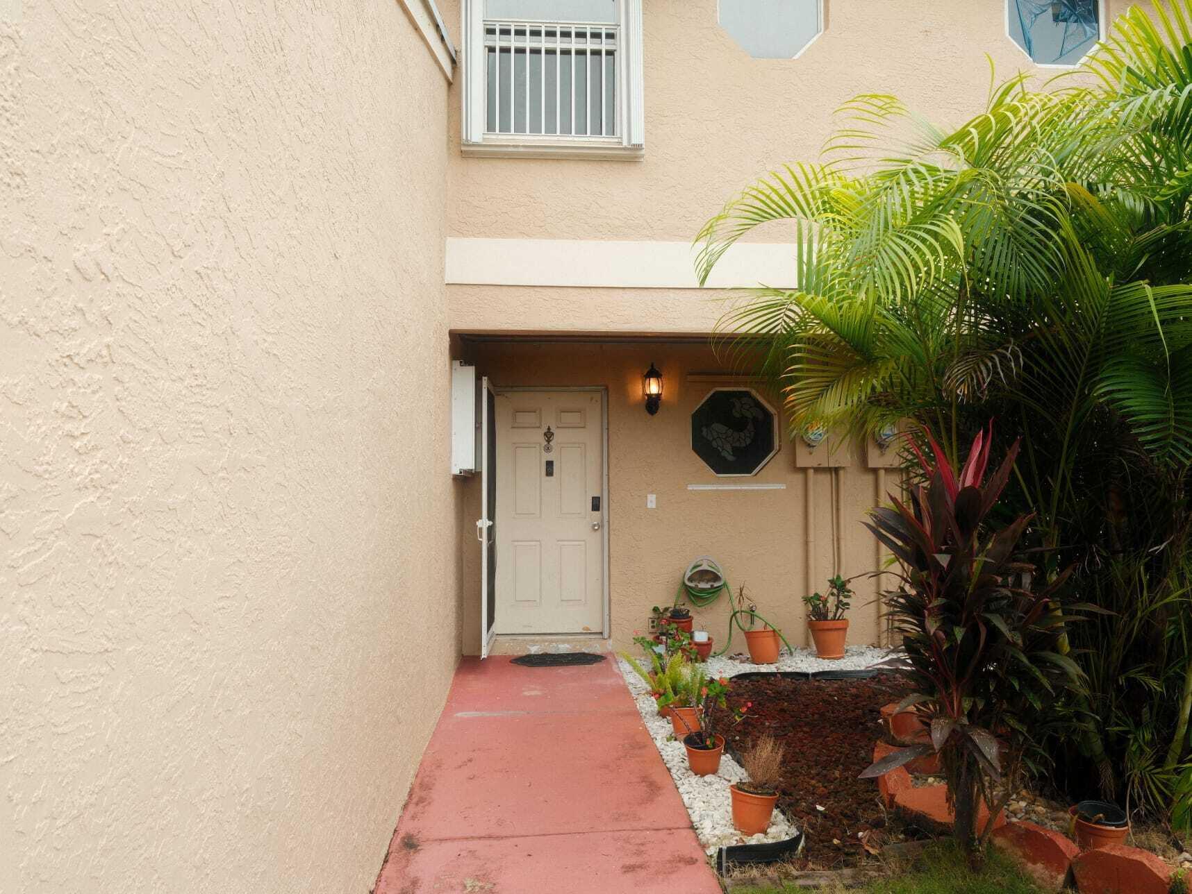 SPRINGTREE WEST COVE - Residential
