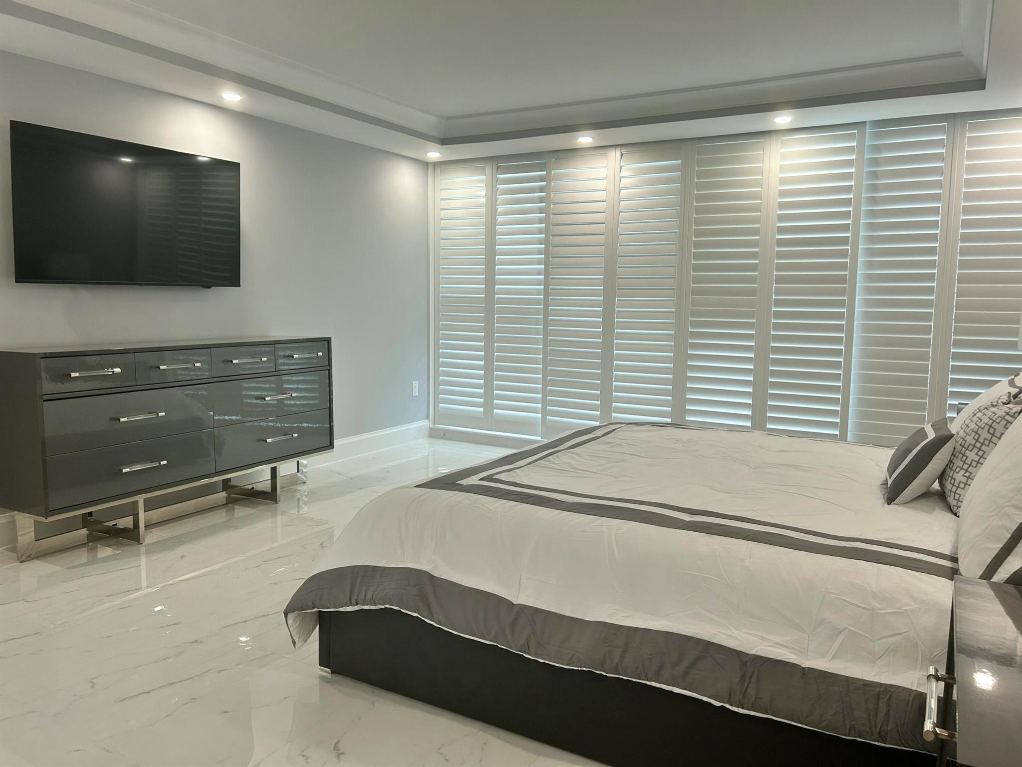 Barclay Condo - Residential Lease