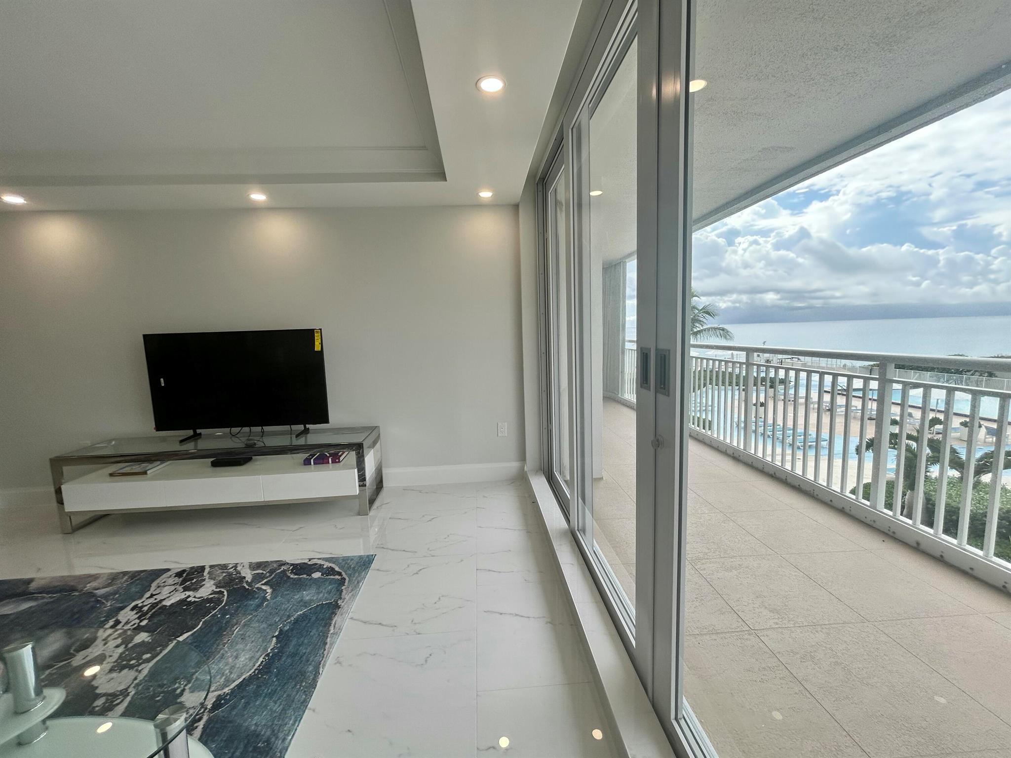 Barclay Condo - Residential Lease
