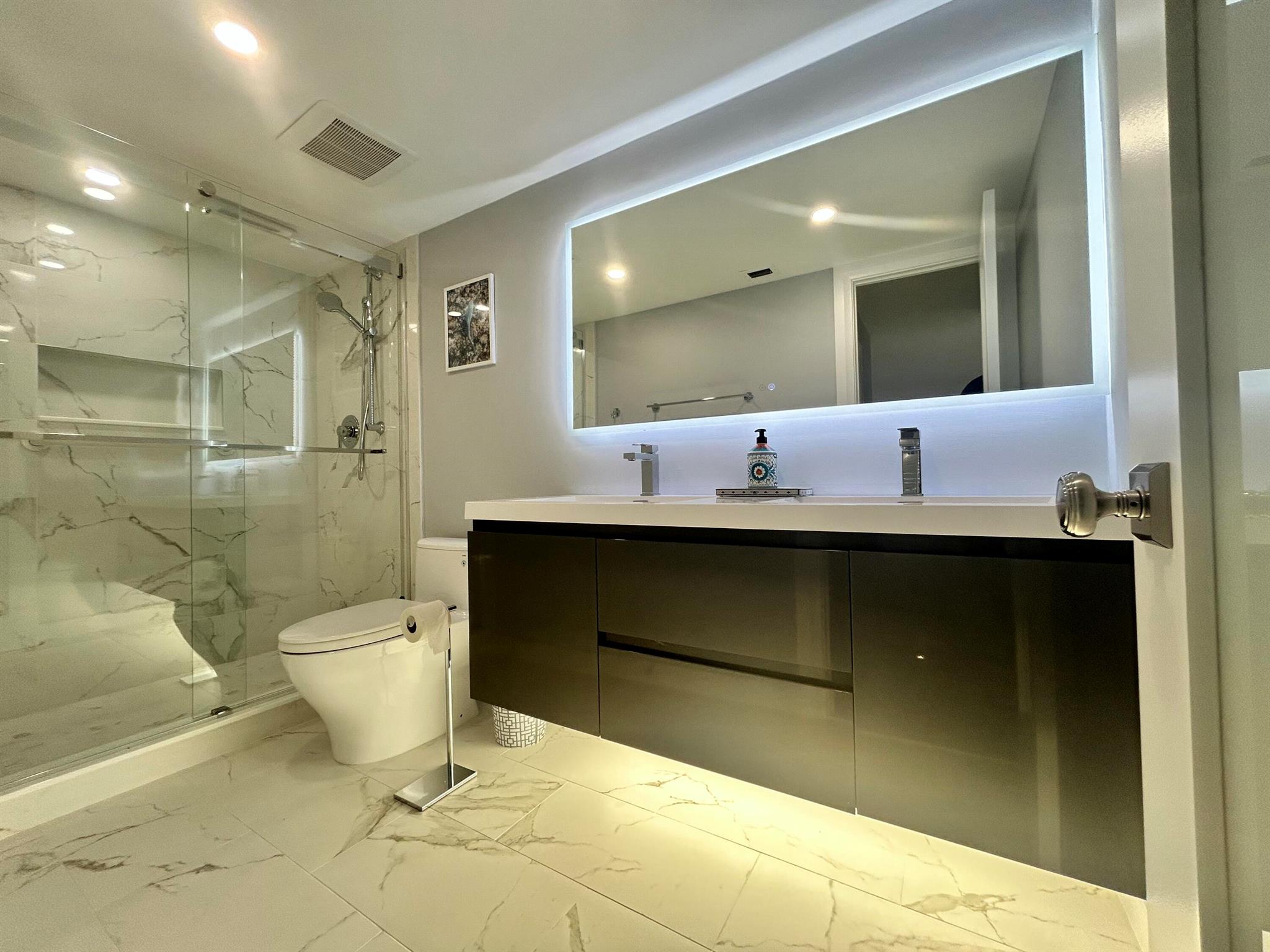 Barclay Condo - Residential Lease
