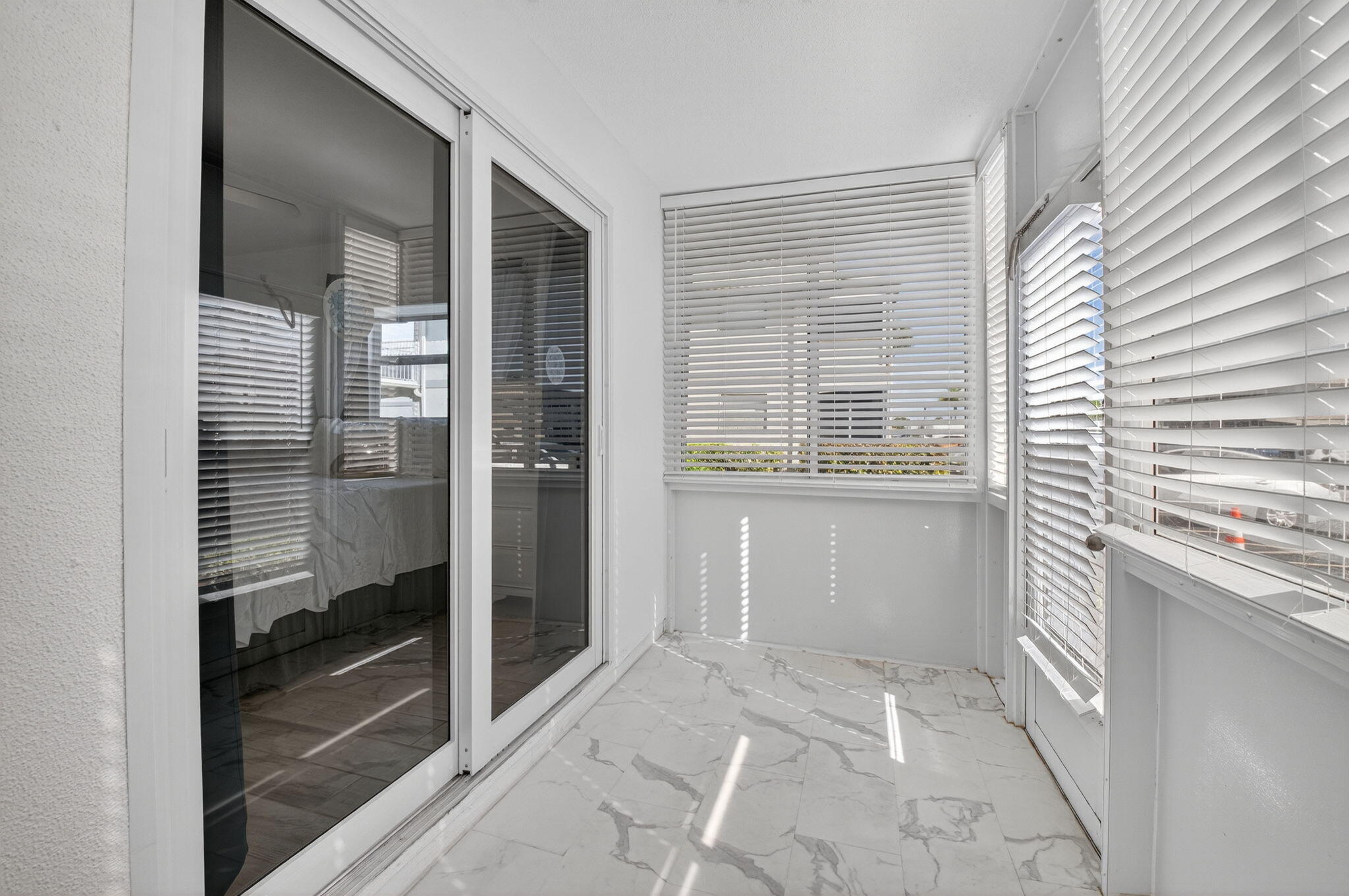 KINGS POINT - Residential