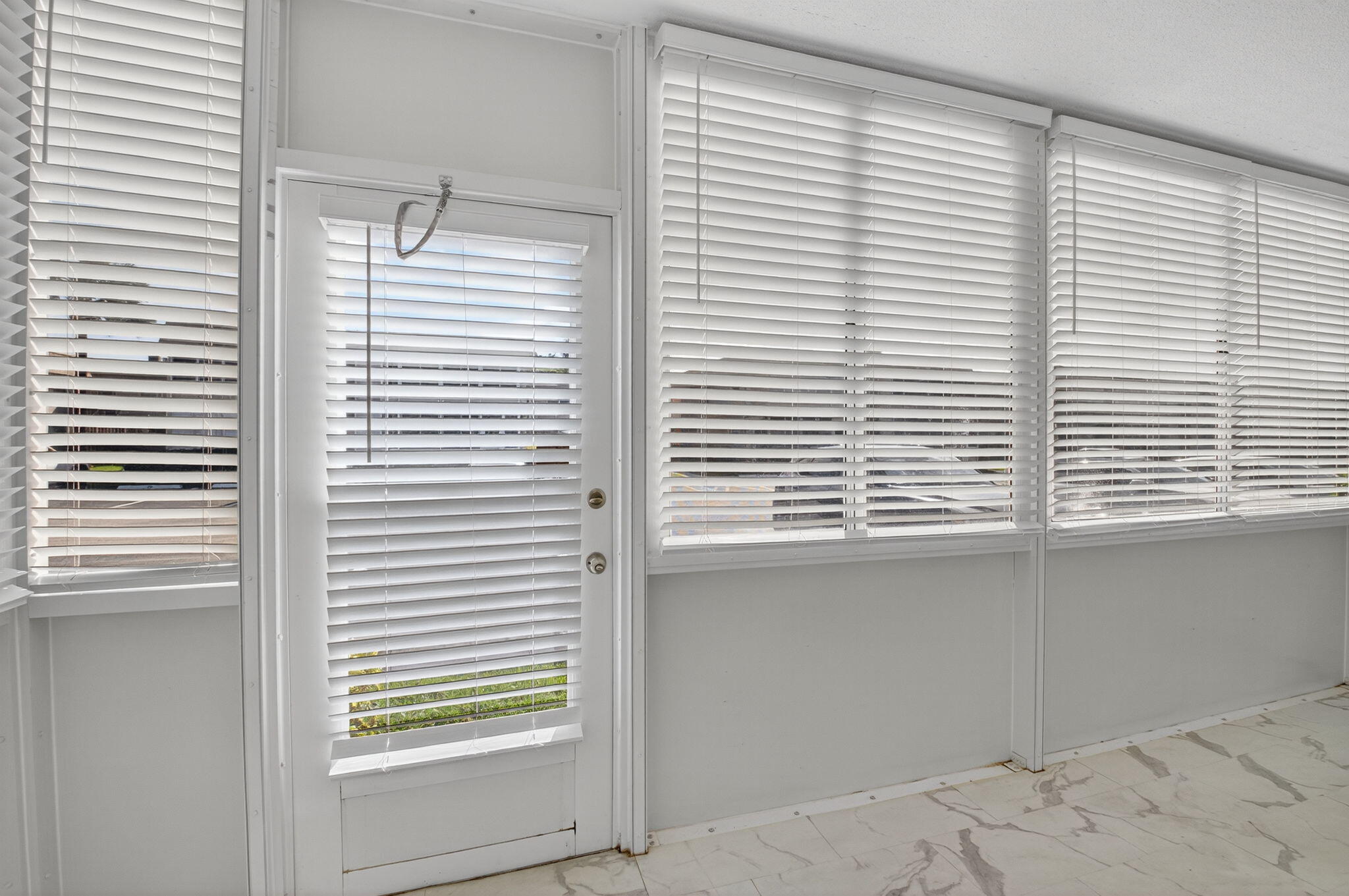 KINGS POINT - Residential