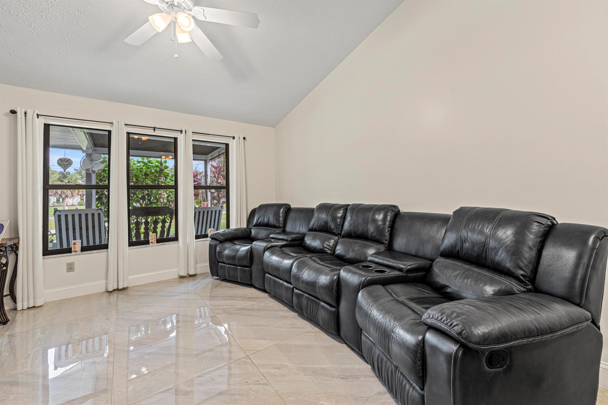 INDIAN RIVER ESTATES - Residential