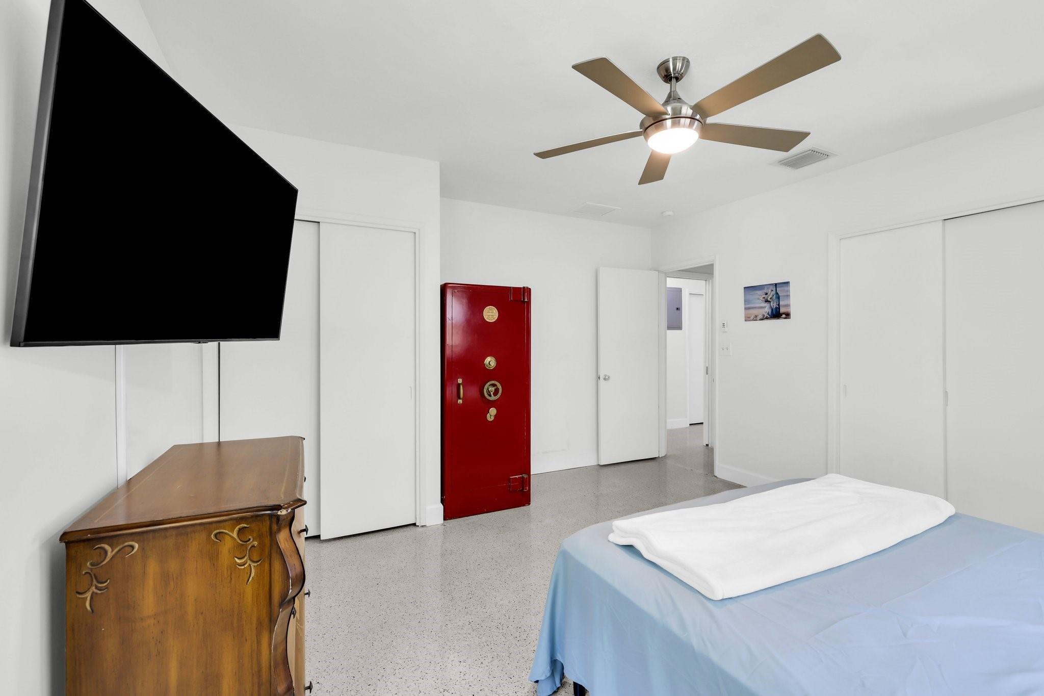 Silver Beach 22-32 B - Residential