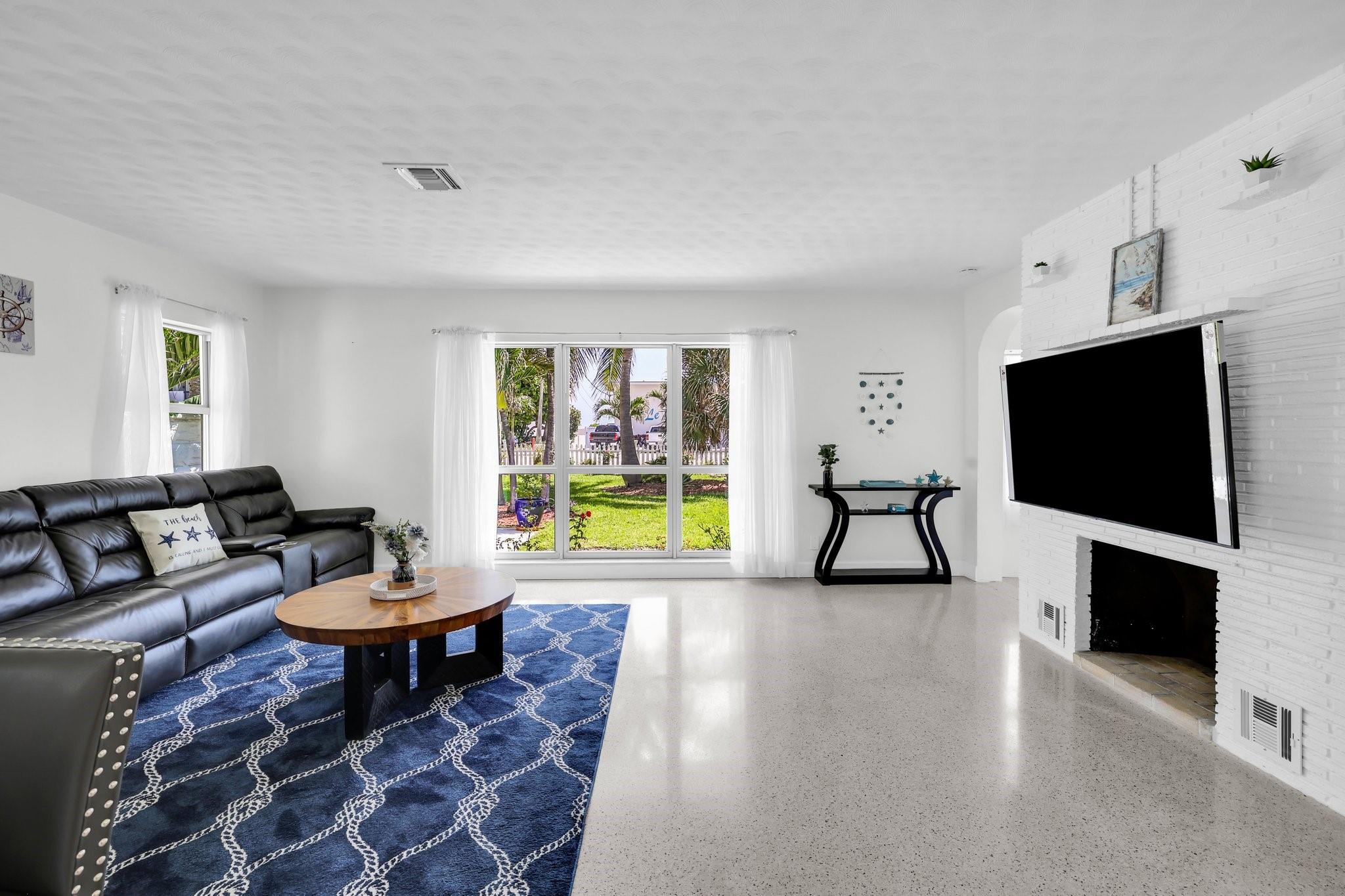 Silver Beach 22-32 B - Residential