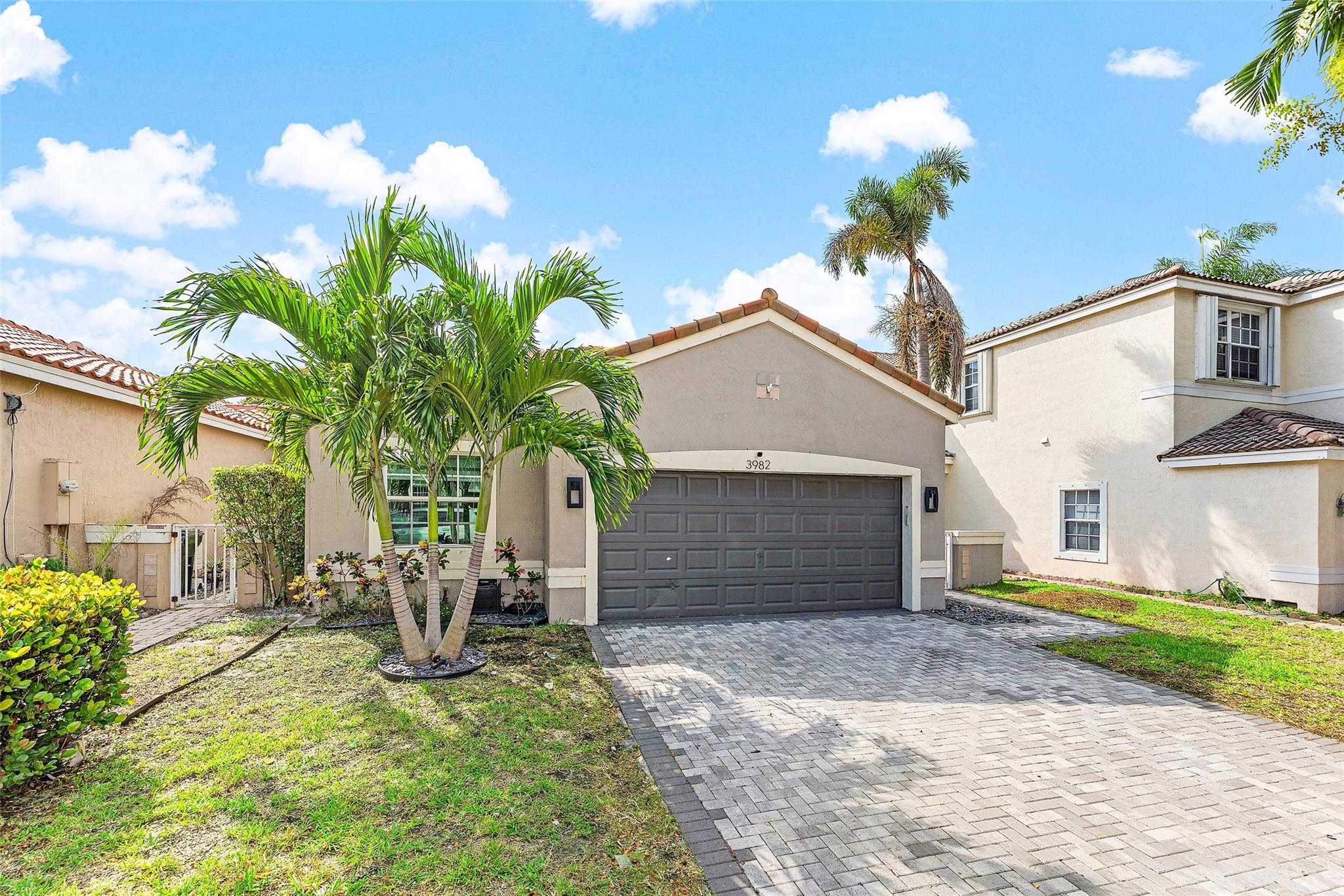 3982 NW 62nd Ct