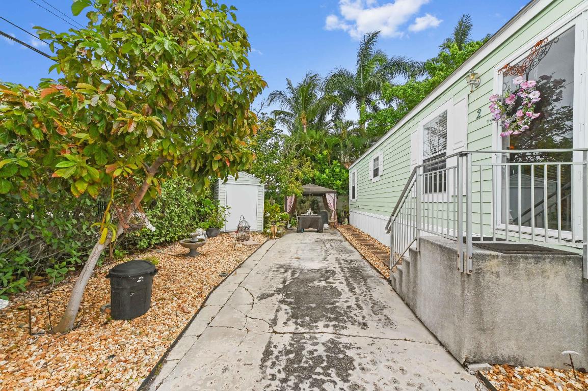 VIEW STREET MOBILE HOME PARK - Residential