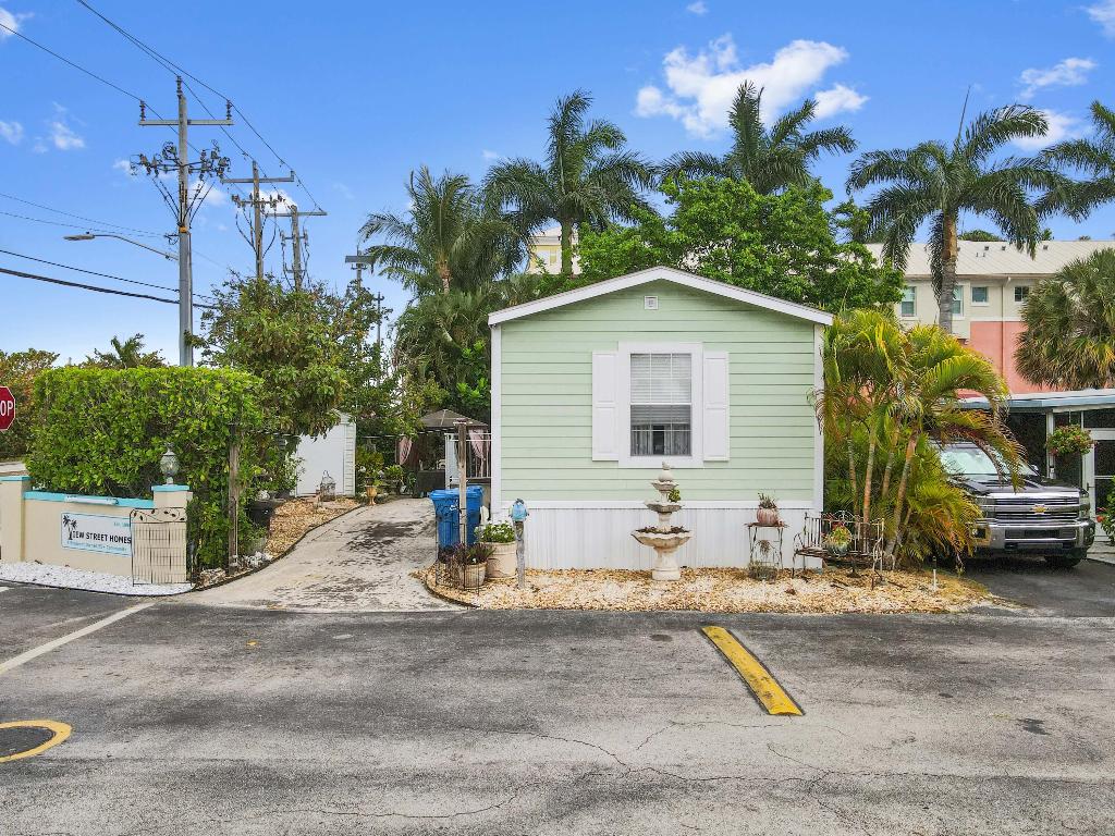 VIEW STREET MOBILE HOME PARK - Residential