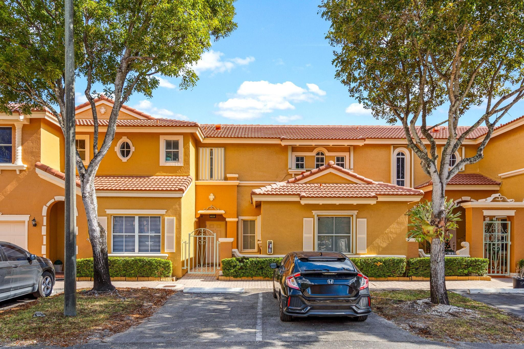 Villa Vizcaya - Residential