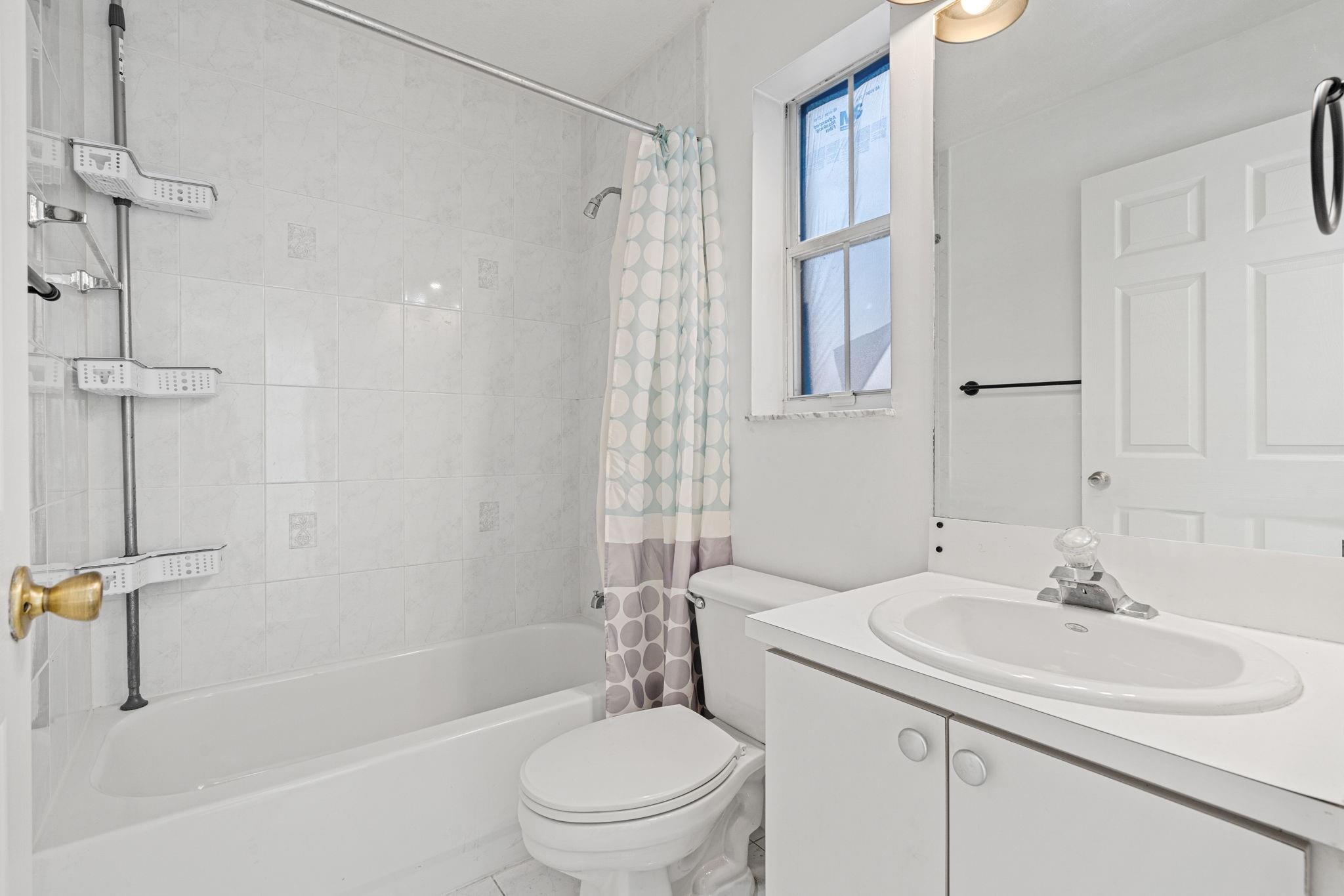 Villa Vizcaya - Residential