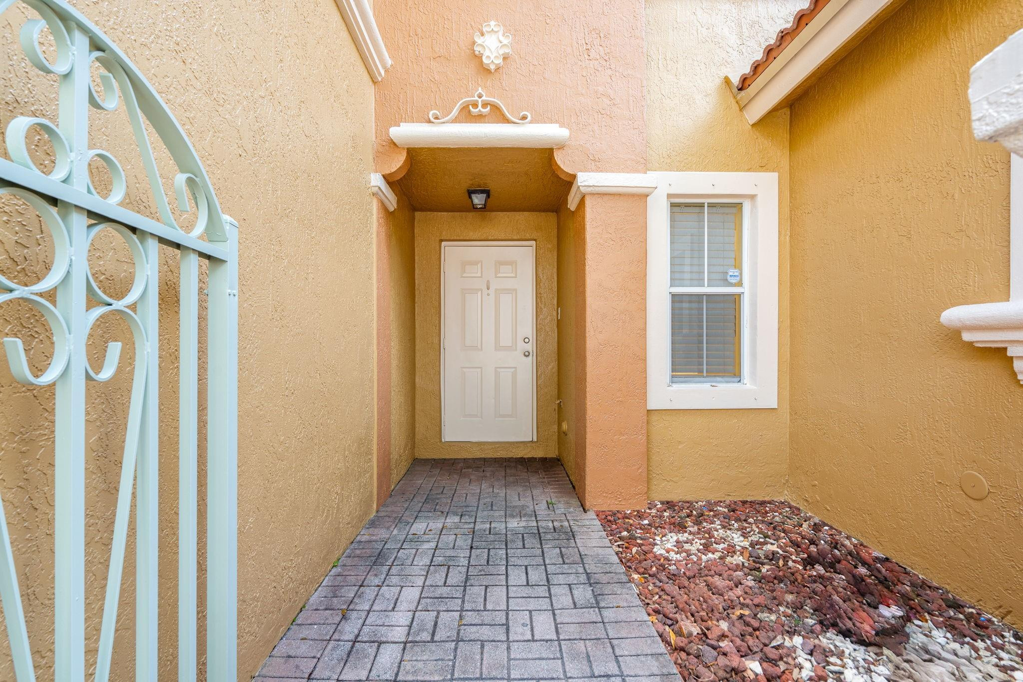 Villa Vizcaya - Residential