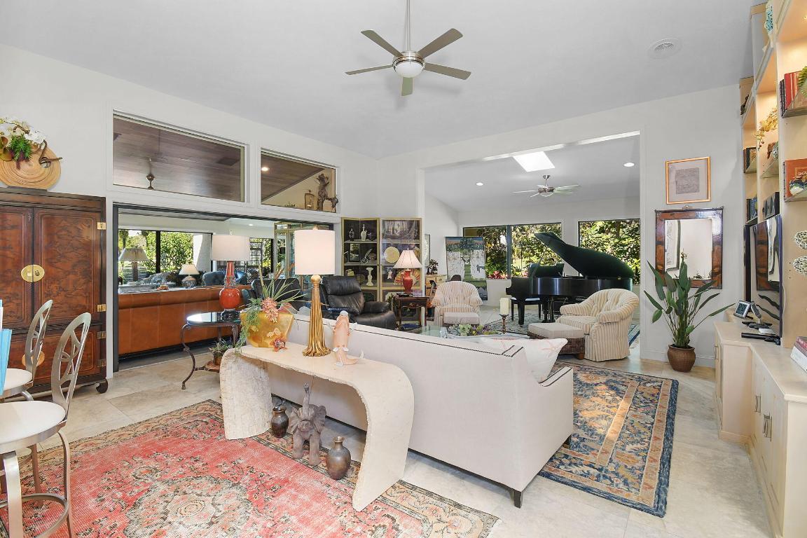 5711 SE Winged Foot Drive