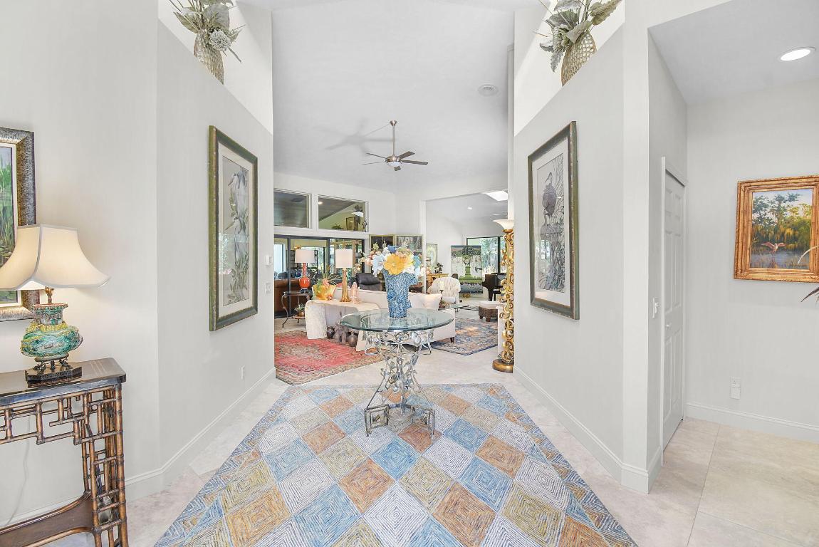 5711 SE Winged Foot Drive