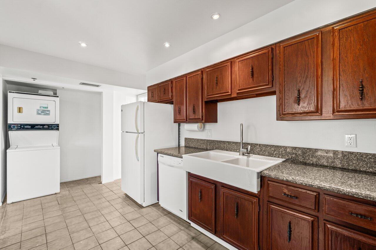 BRIDGEWOOD MID-RISE CONDO - Residential