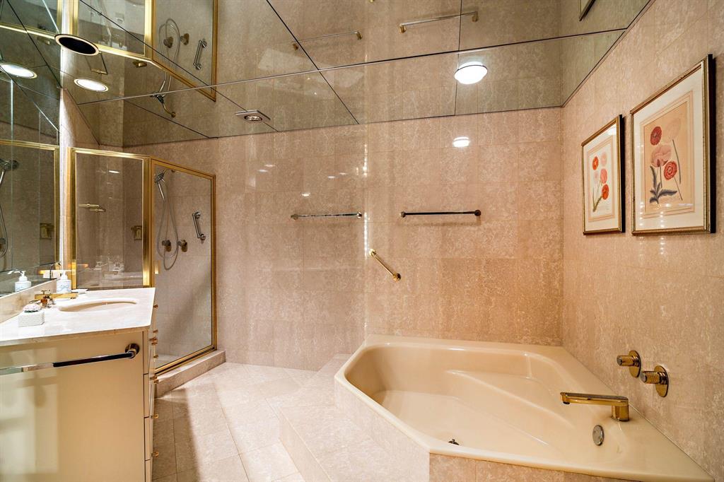 L'ERMITAGE PALM BEACH CON - Residential