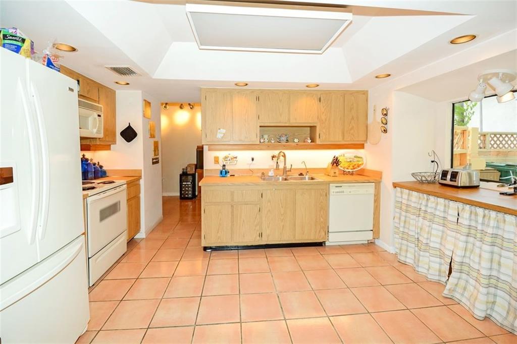 Woods Of Rolling Hills - Residential