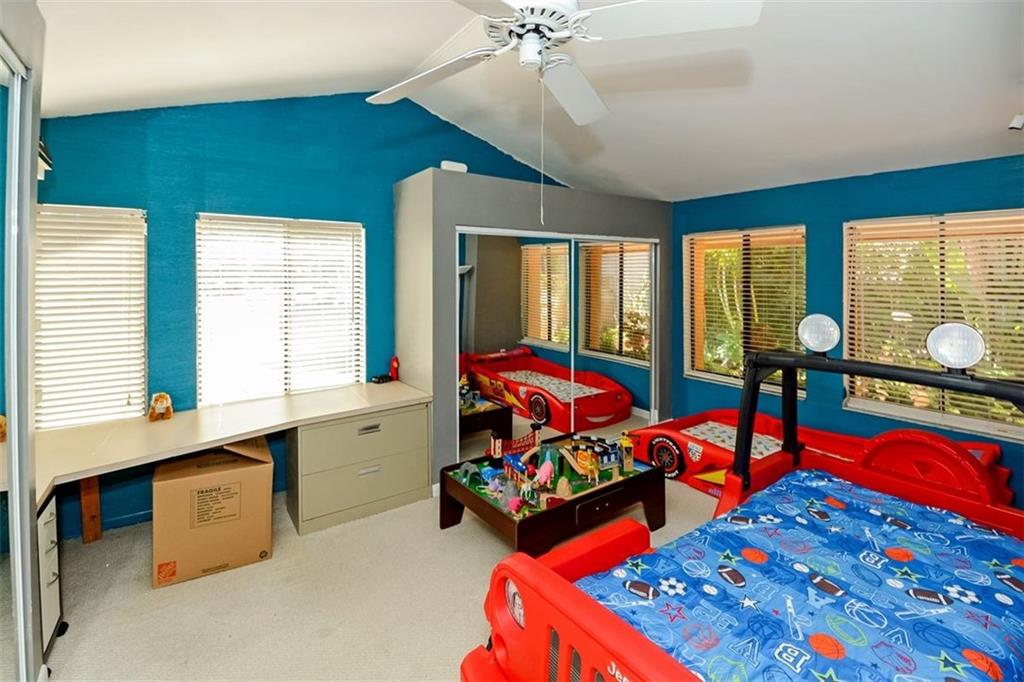 Woods Of Rolling Hills - Residential