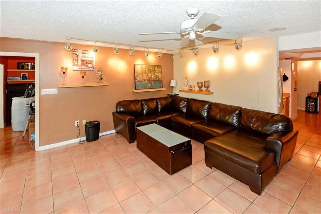 Woods Of Rolling Hills - Residential