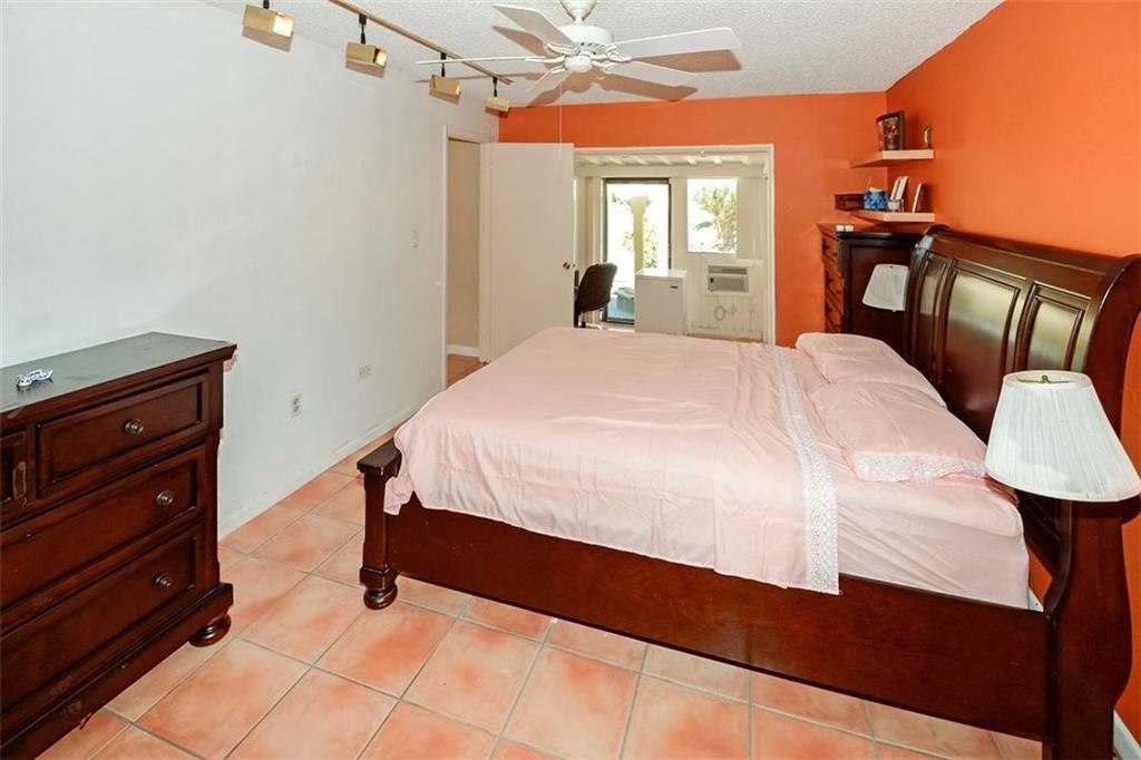 Woods Of Rolling Hills - Residential